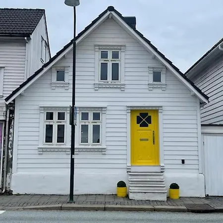 The Yellow Door Stavanger Extérieur photo